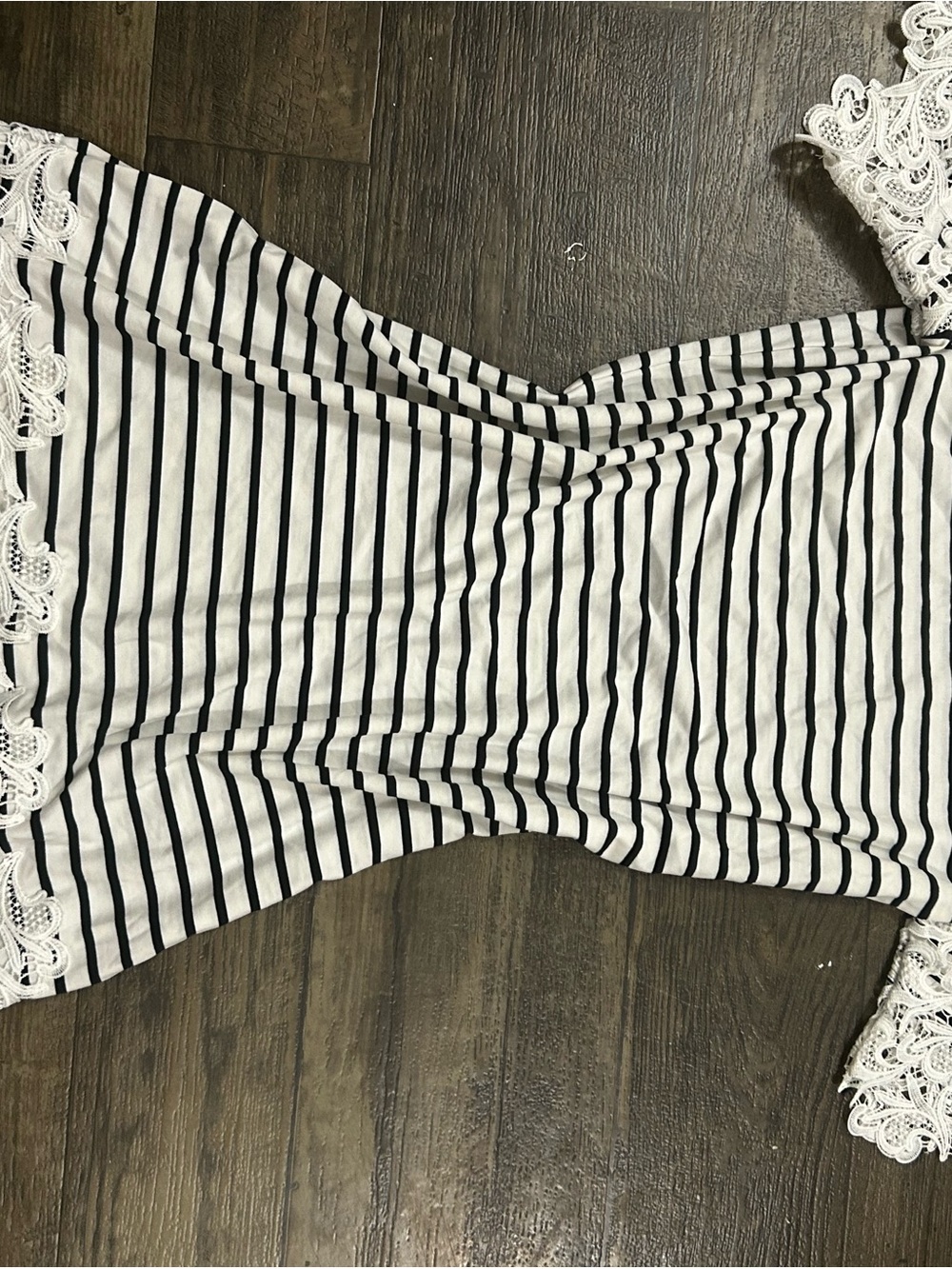Tommy Hilfiger White and Black Striped Lace-Trim Tunic Top
